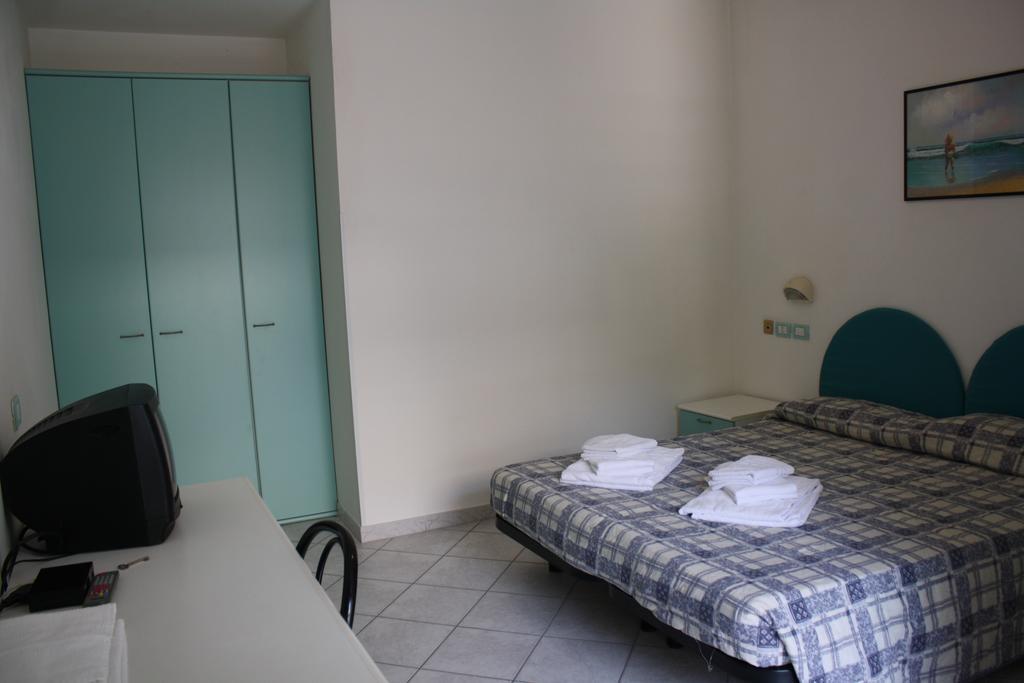 Residence Le Vele Cattolica Extérieur photo